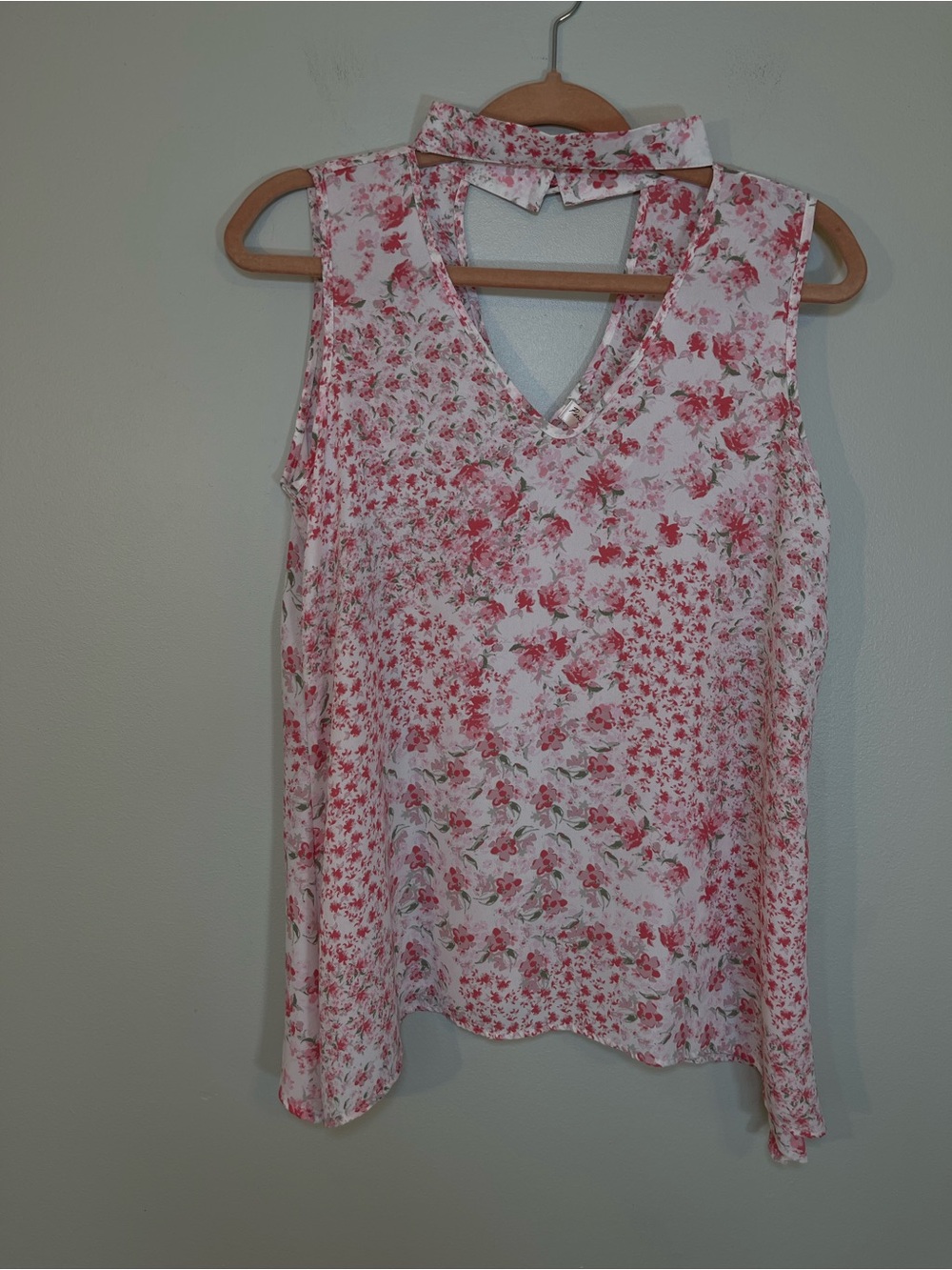 Perseption Concept Floral Choker Neck Blouse Sleeveless Cutout Tank Top S